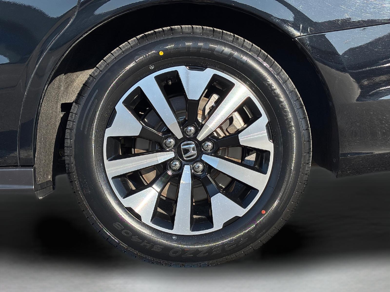 2025 Honda Odyssey EX-L - Photo 13