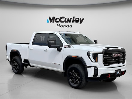 2024 GMC Sierra 3500 HD AT4 Truck Crew Cab