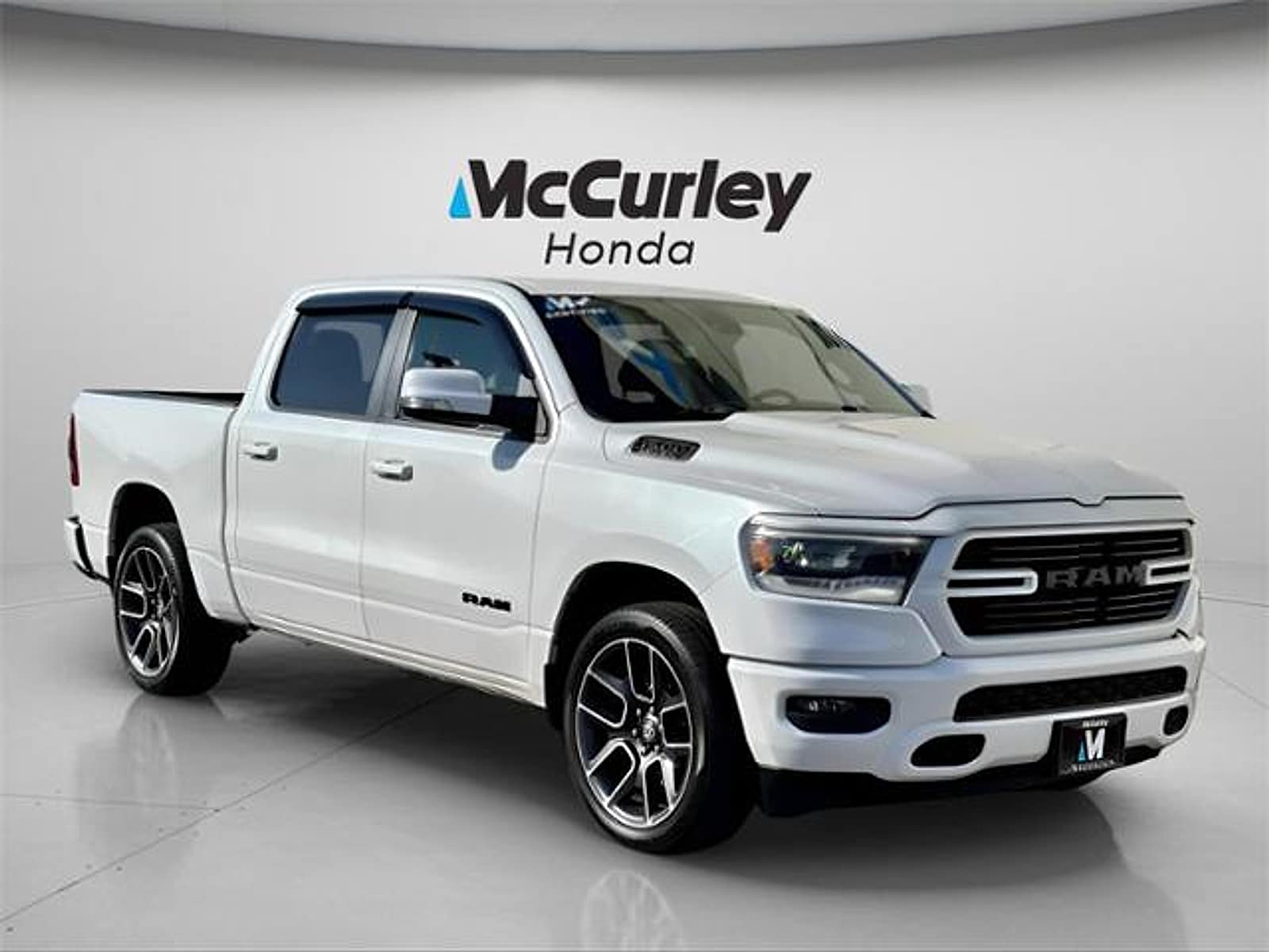 2019 RAM Ram 1500 Sport's photo