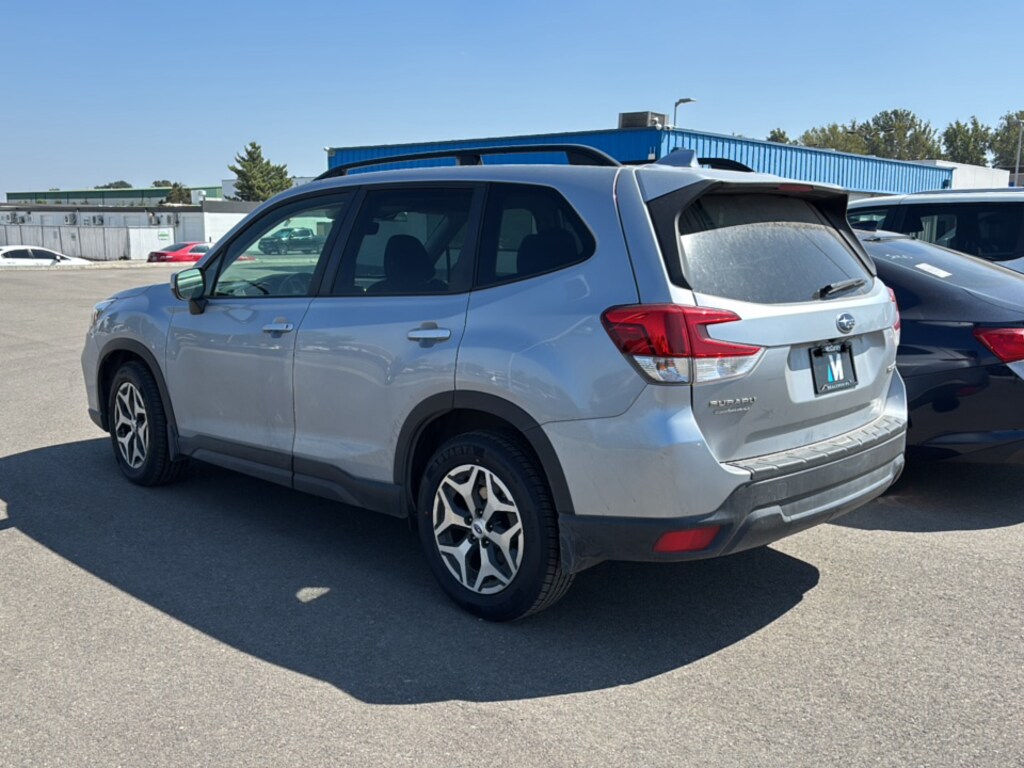 Used 2021 Subaru Forester Premium SUV