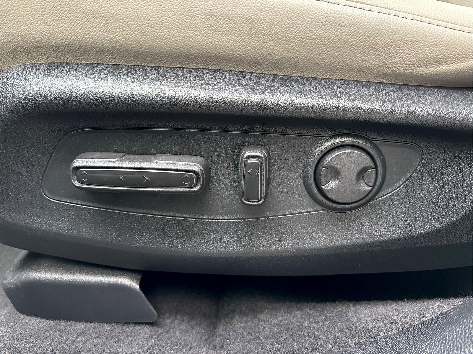 2023 Honda CR-V EX-L - Photo 16