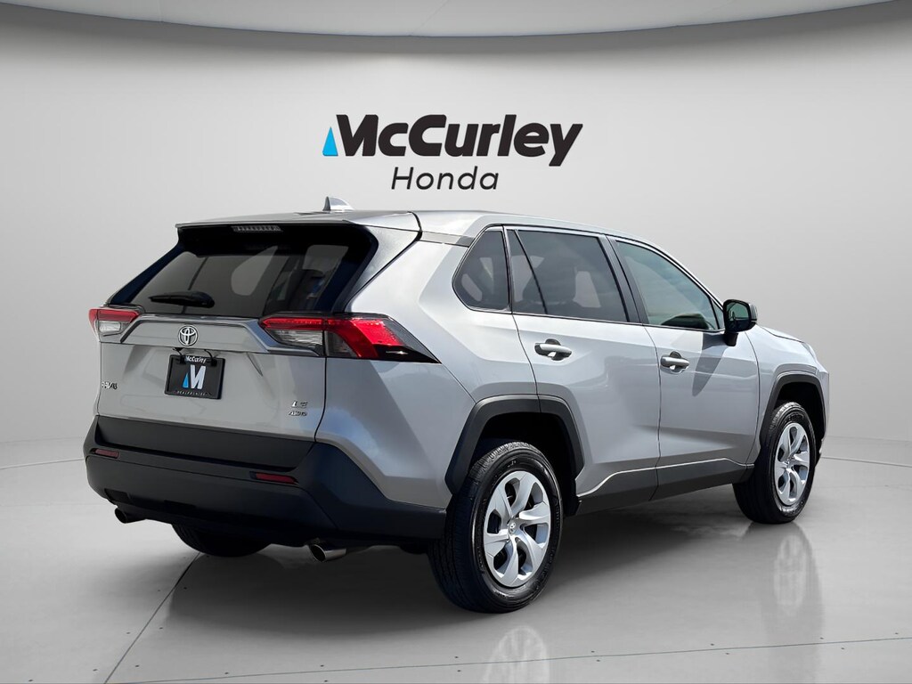 Used 2024 Toyota RAV4 LE SUV