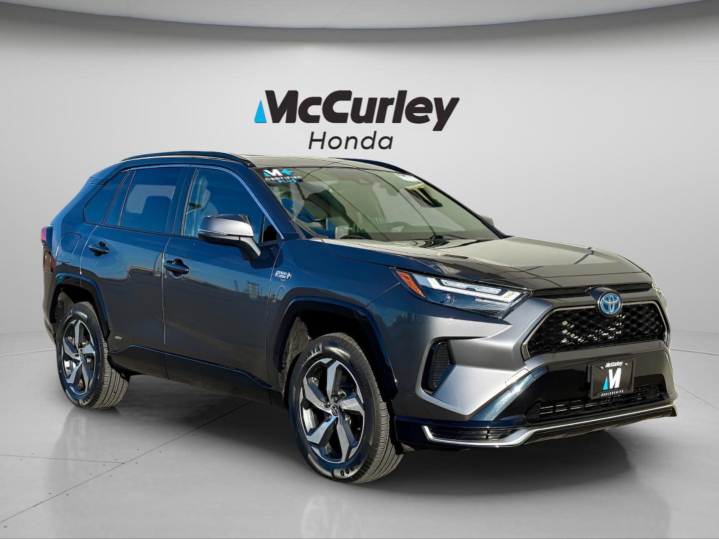 2023 Toyota RAV4 SE
