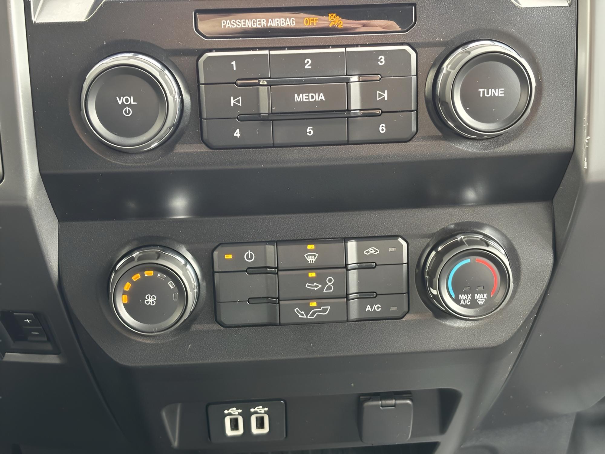 2019 Ford F-150 XLT - Photo 22