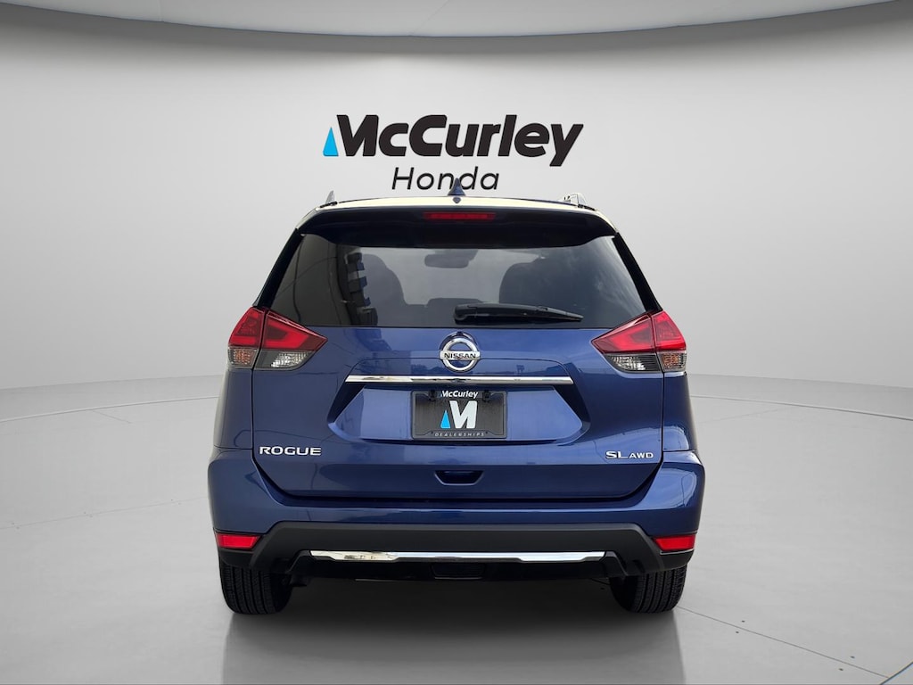 Used 2018 Nissan Rogue SL SUV
