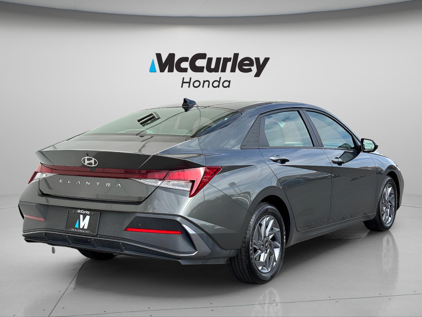 Used 2024 Hyundai Elantra SEL Sedan