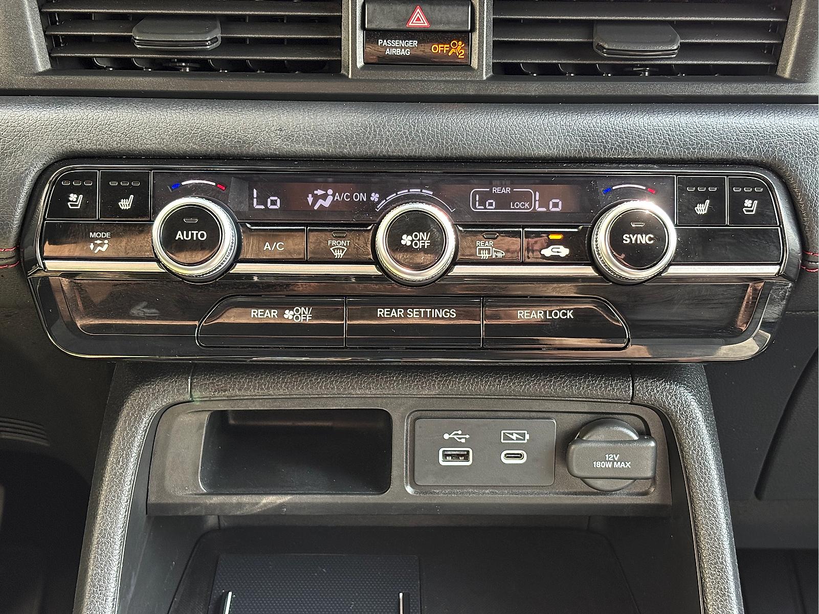 2025 Honda Pilot Black Edition - Photo 27