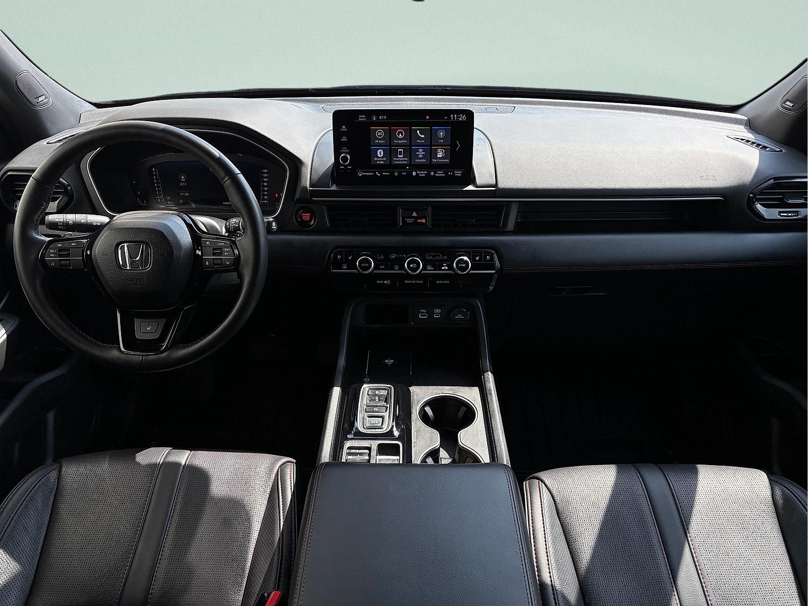 2025 Honda Pilot Black Edition - Photo 36