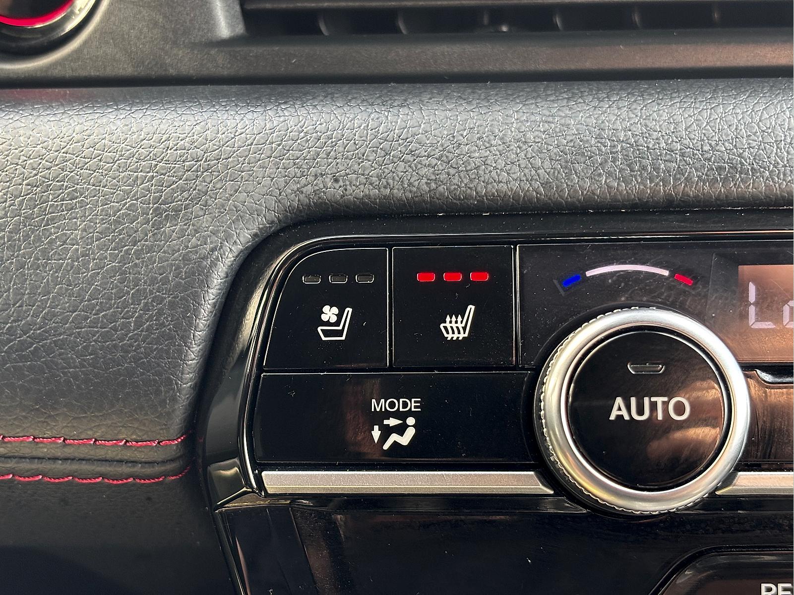 2025 Honda Pilot Black Edition - Photo 29