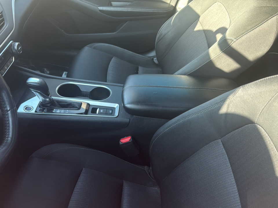 Used 2019 Nissan Altima 2.5 SV Sedan
