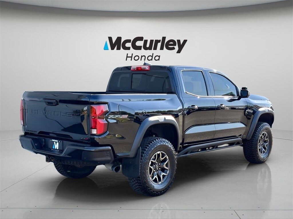 2023 Chevrolet Colorado ZR2 photo 3