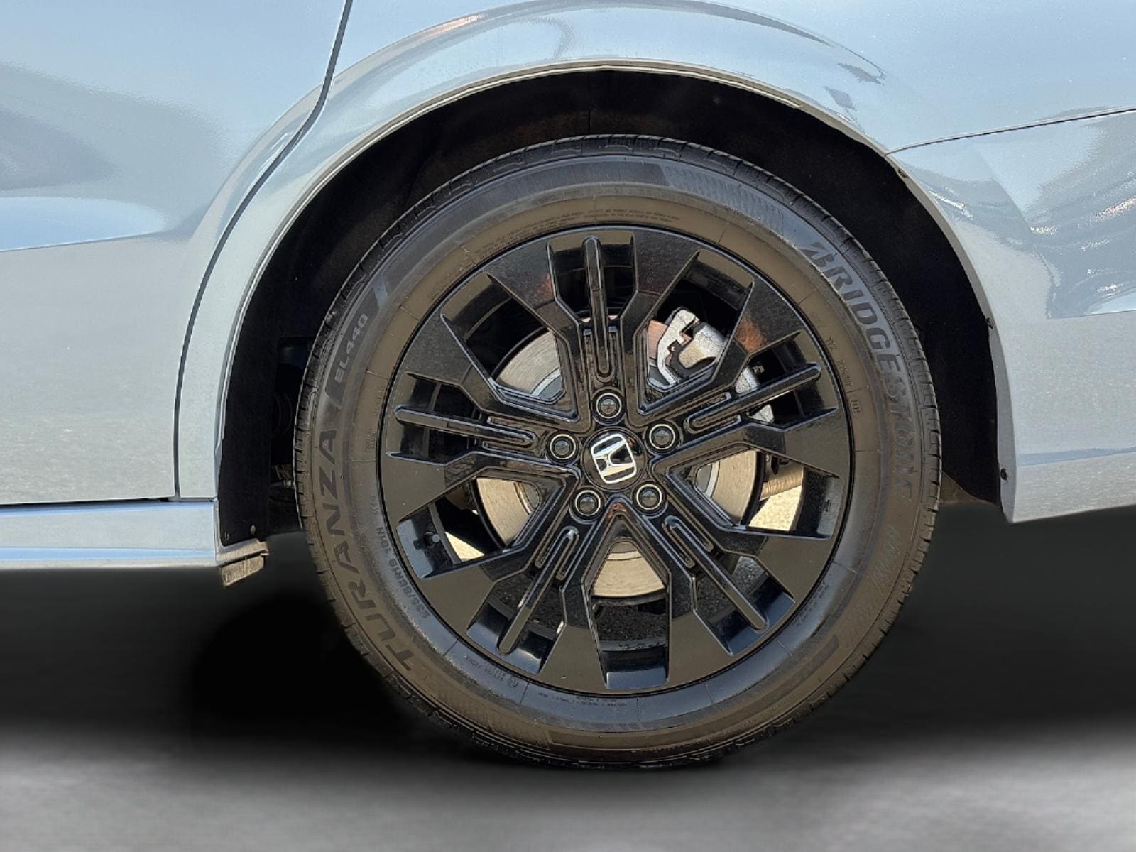 2025 Honda Odyssey Sport L - Photo 13