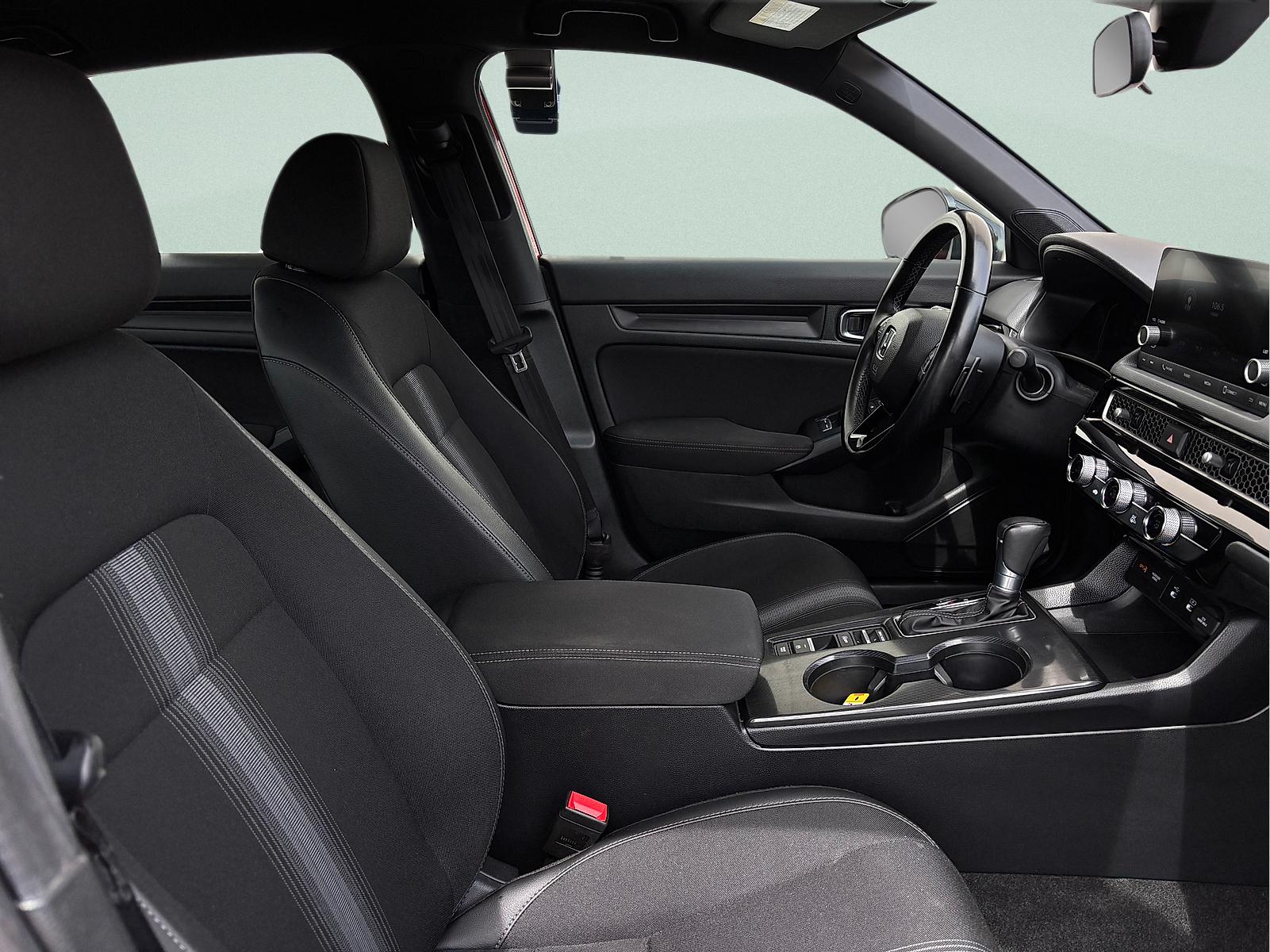 2025 Honda Civic Sport - Photo 31