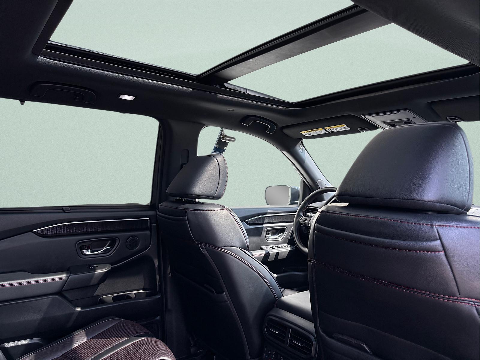 2025 Honda Pilot Black Edition - Photo 33