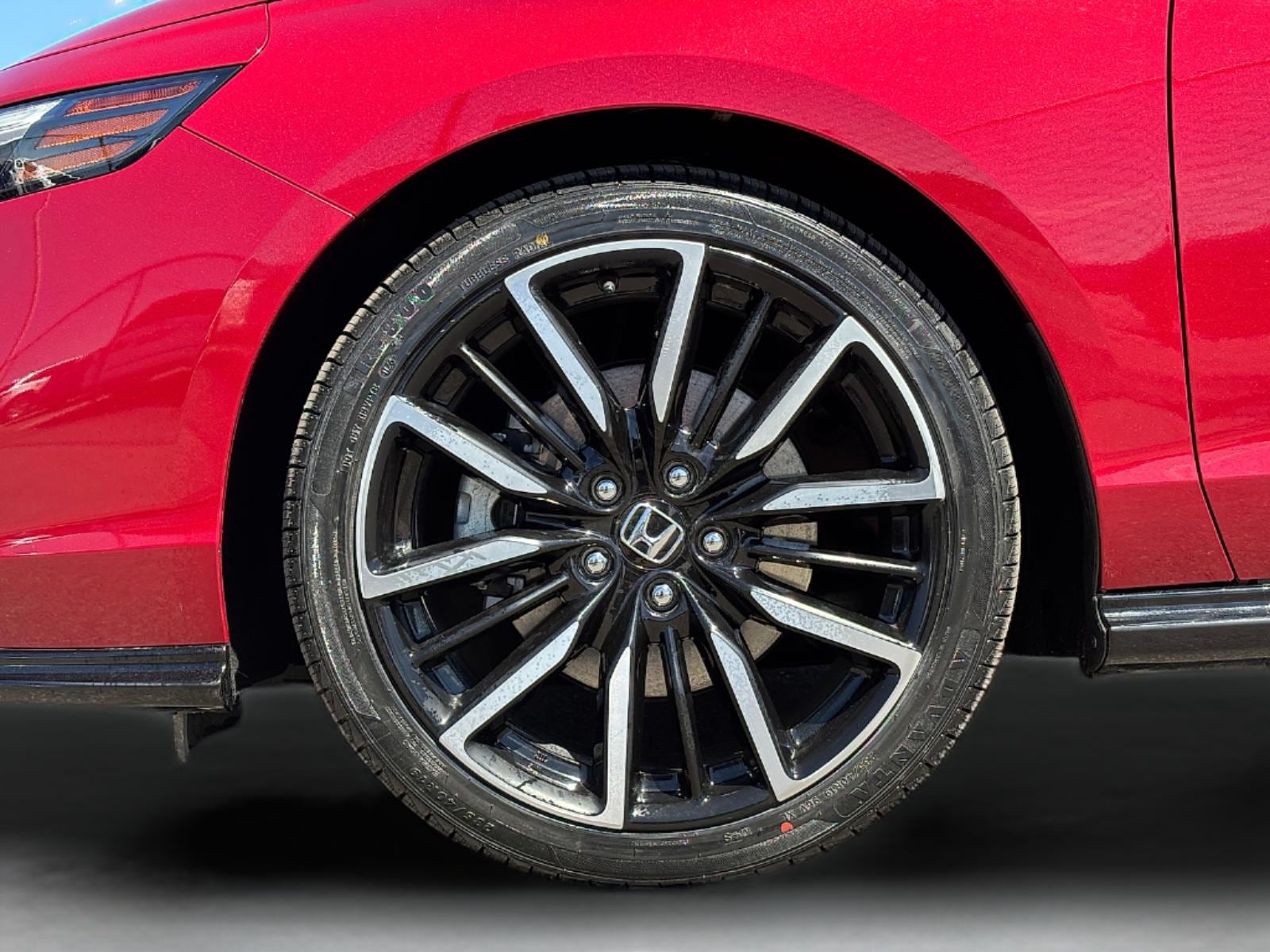 2024 Honda Accord Hybrid Touring - Photo 12