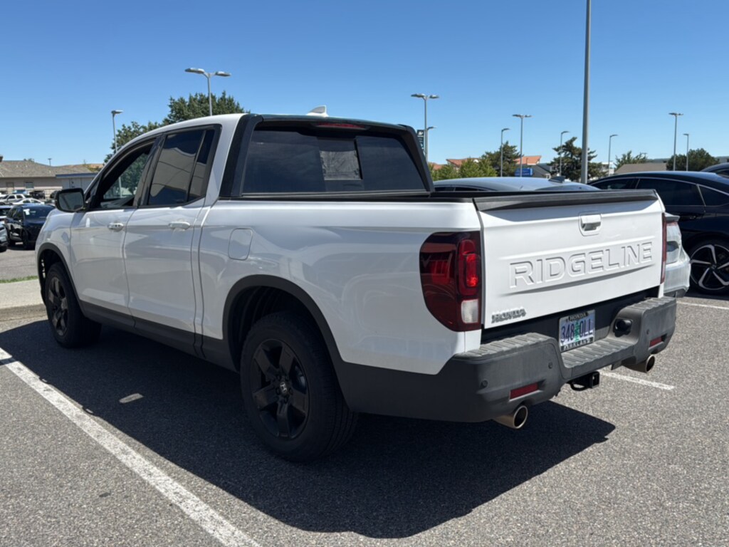Certified 2025 Honda Ridgeline Black Edition Truck Crew Cab