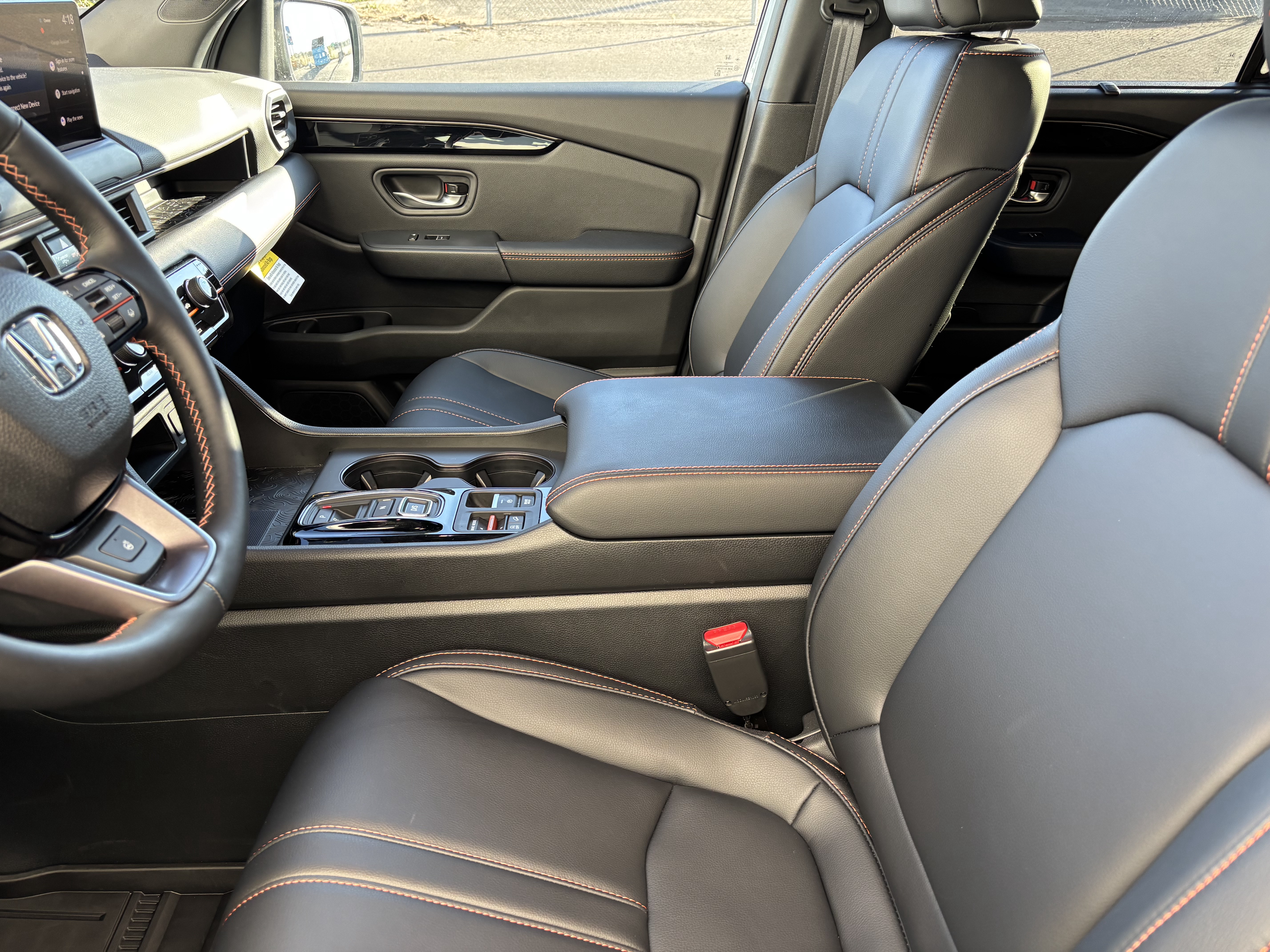 2026 Honda Pilot TrailSport - Photo 17