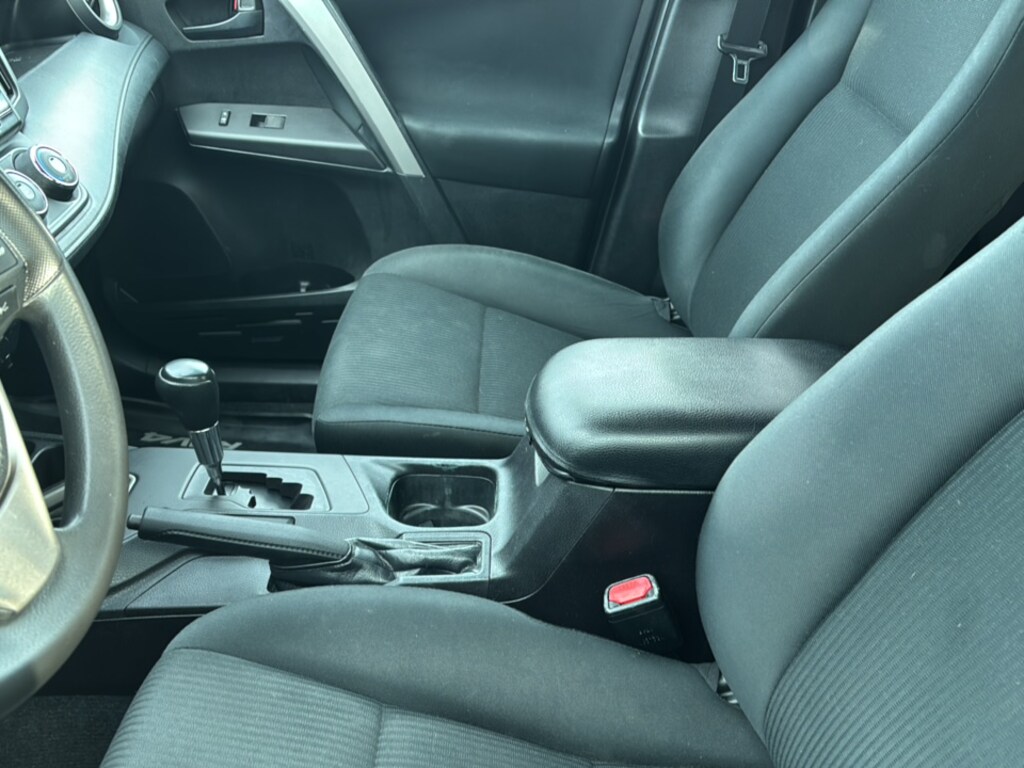 Used 2017 Toyota RAV4 LE SUV