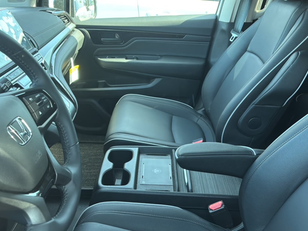Certified 2026 Honda Odyssey Touring Van Passenger