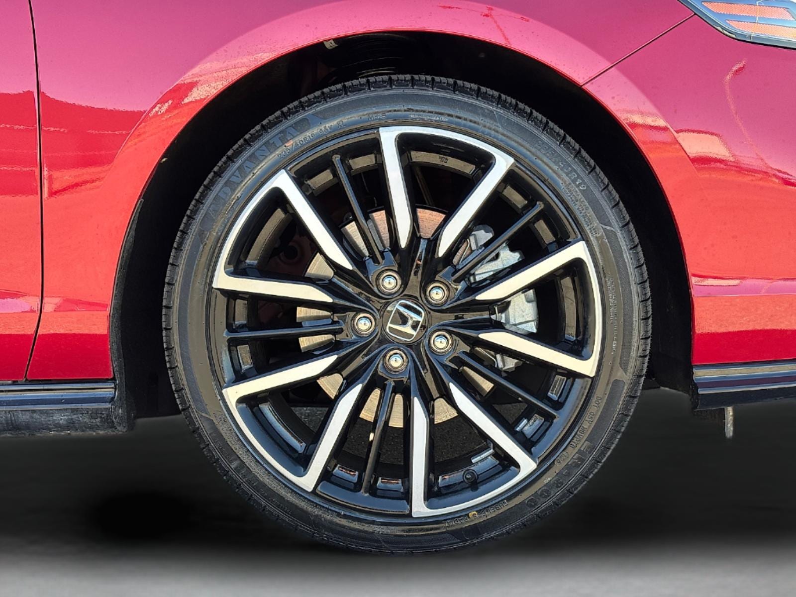 2024 Honda Accord Hybrid Touring - Photo 11