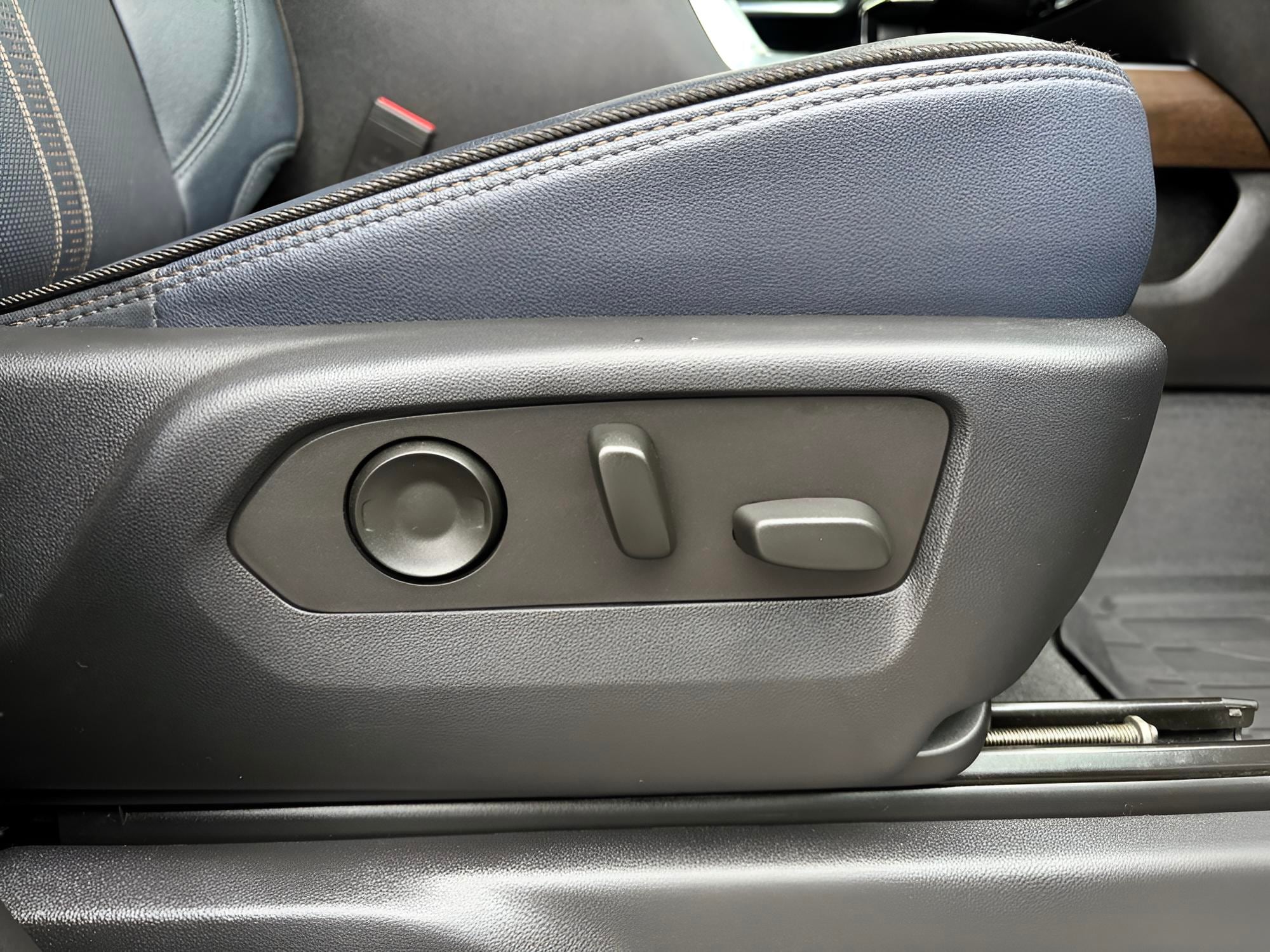 2022 Chevrolet Silverado 1500 High Country - Photo 67