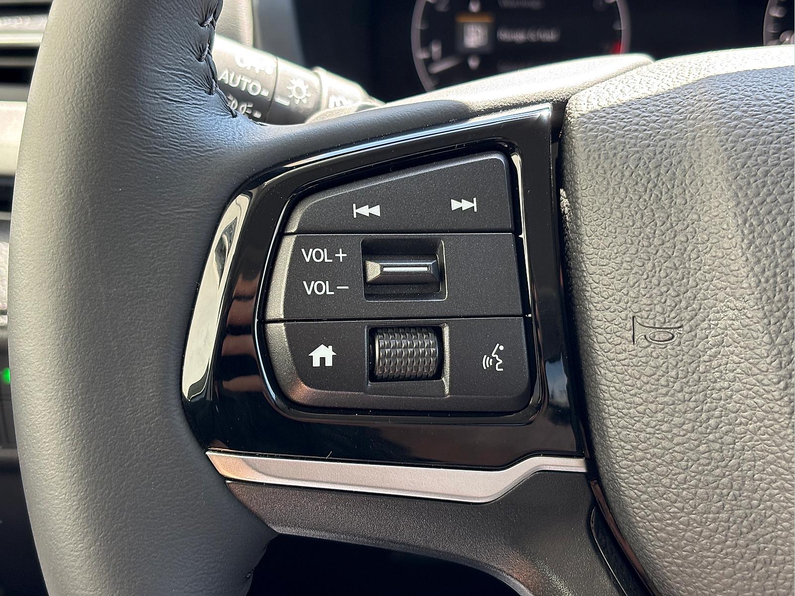 2026 Honda Odyssey Touring - Photo 36