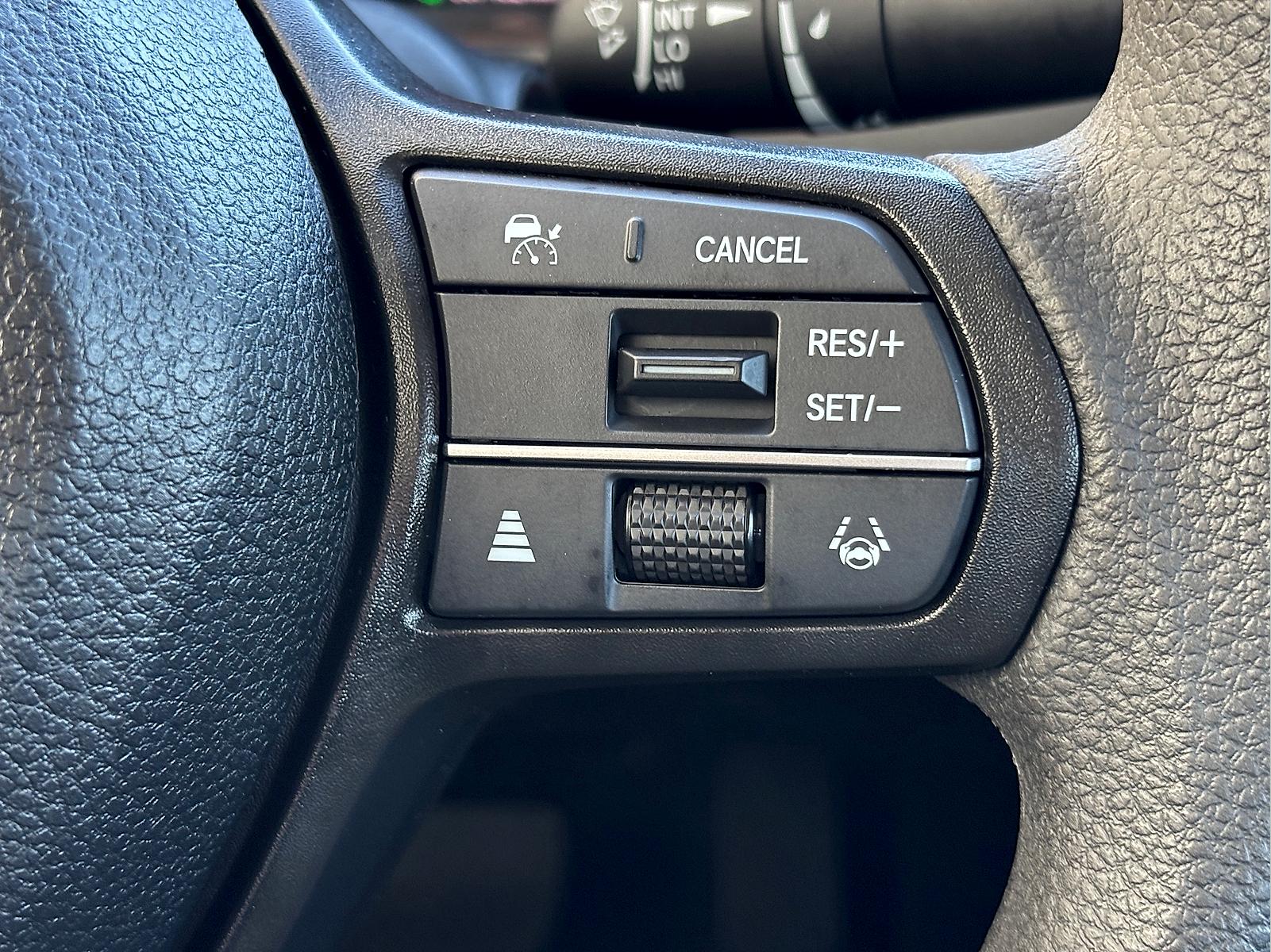 2025 Honda Accord SE - Photo 30