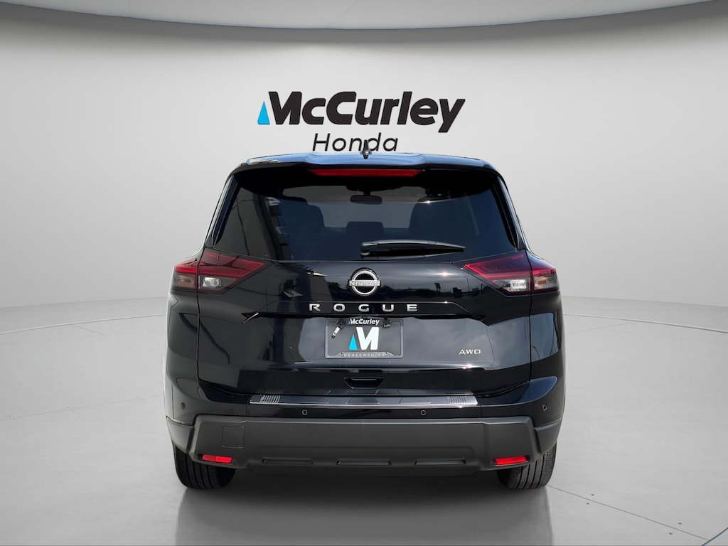 Used 2024 Nissan Rogue S SUV