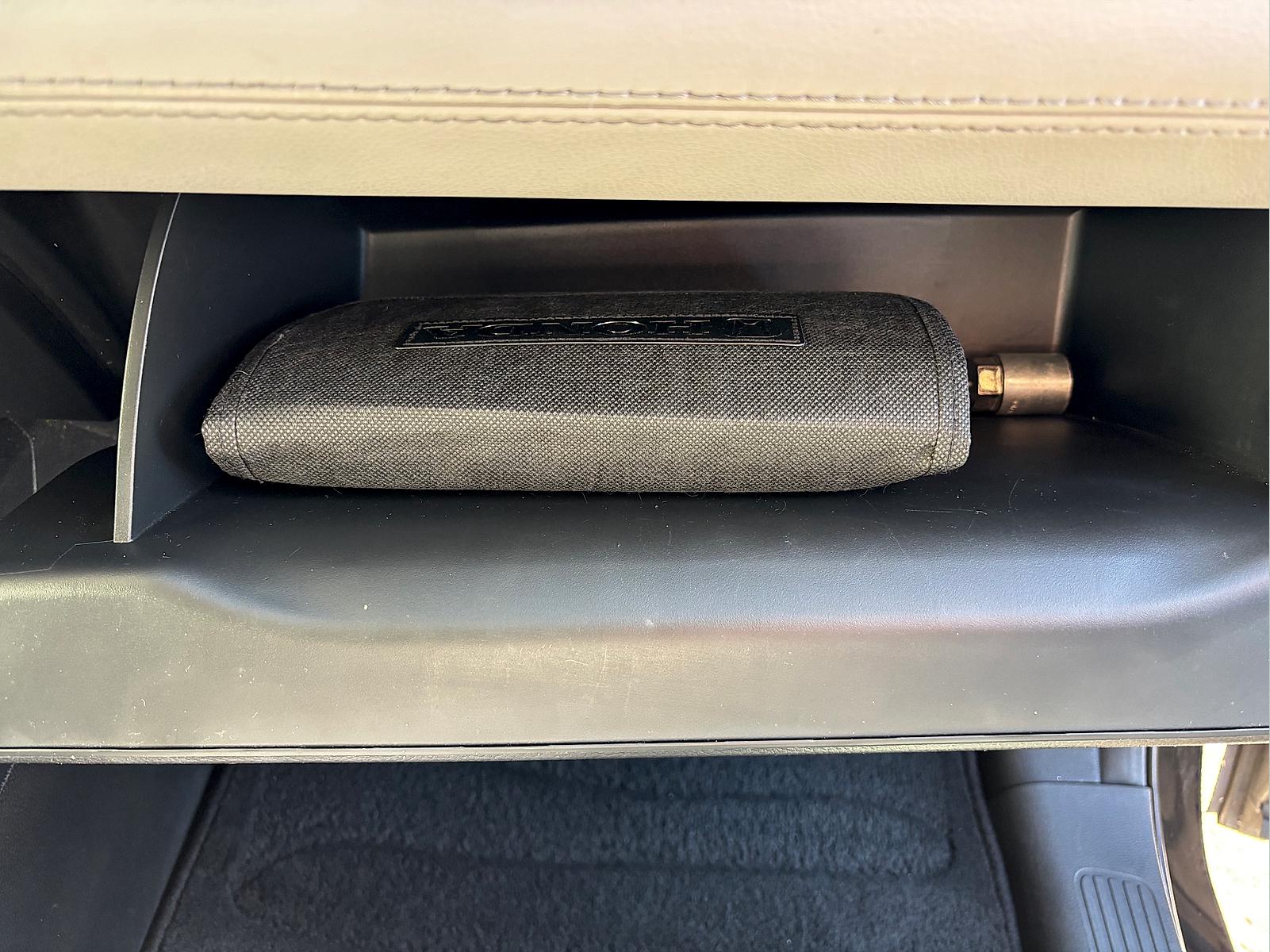 2023 Honda Pilot LX - Photo 32