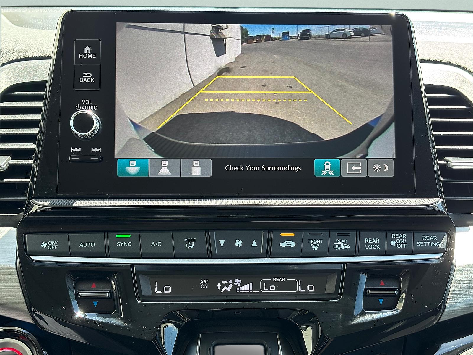 2026 Honda Odyssey Touring - Photo 28