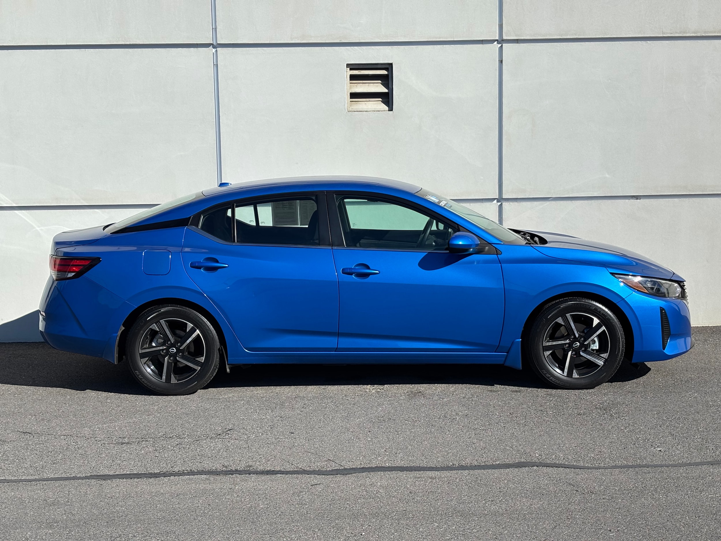 Used 2025 Nissan Sentra SV with VIN 3N1AB8CV8SY260579 for sale in Richland, WA