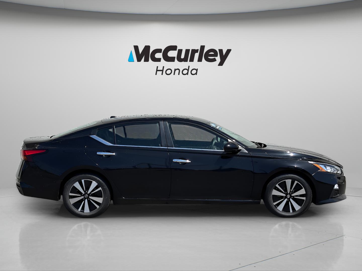Used 2021 Nissan Altima SV with VIN 1N4BL4DV2MN374525 for sale in Richland, WA