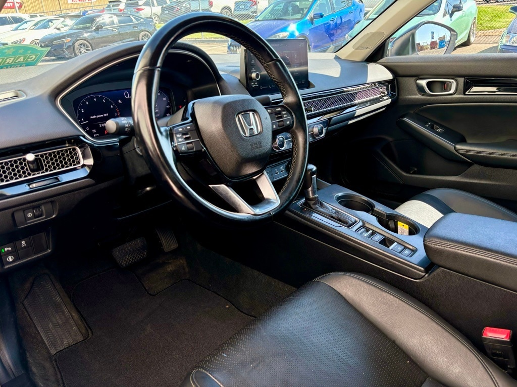 Certified 2022 Honda Civic Touring with VIN 2HGFE1F95NH309393 for sale in Richland, WA