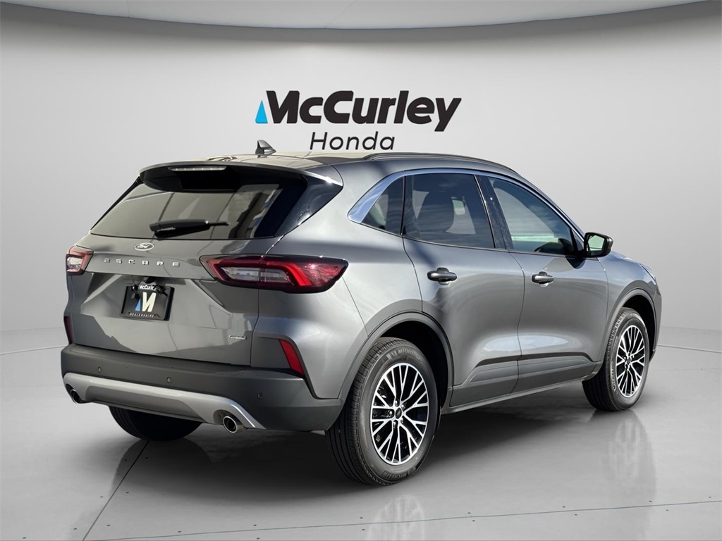 Certified 2024 Ford Escape Base SUV