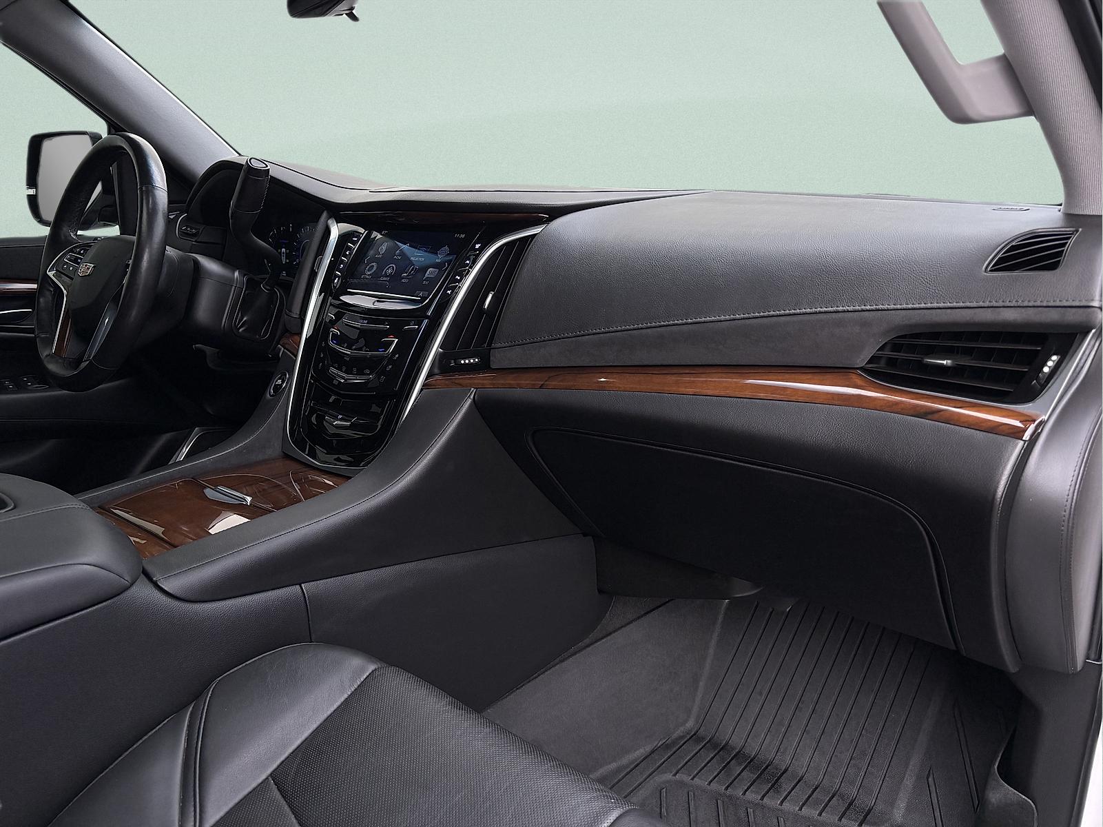 2020 Cadillac Escalade Luxury - Photo 42