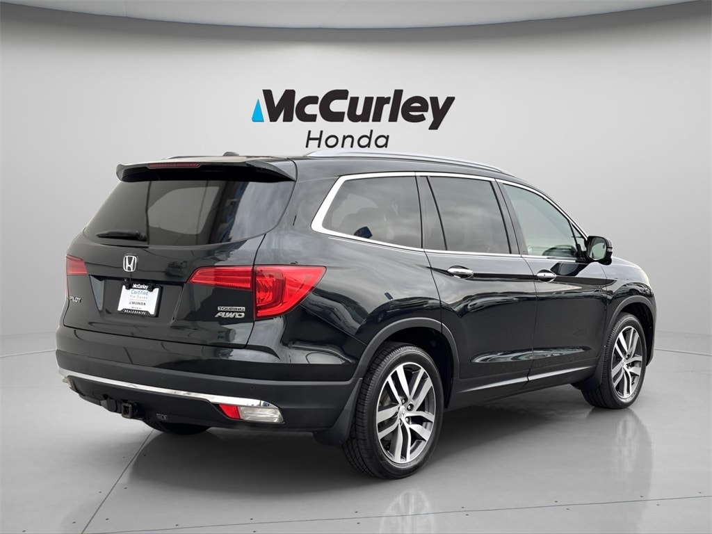 Certified 2017 Honda Pilot Touring SUV