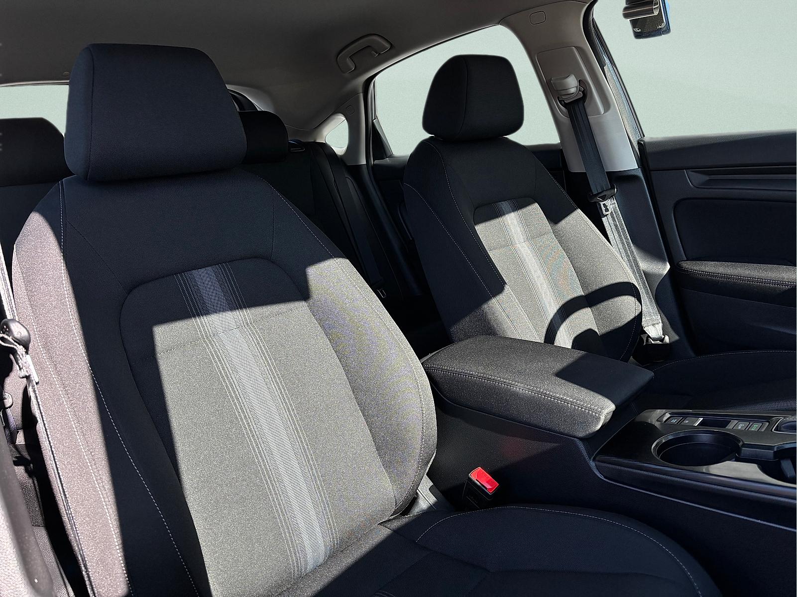 2023 Honda Civic Hatchback LX - Photo 29