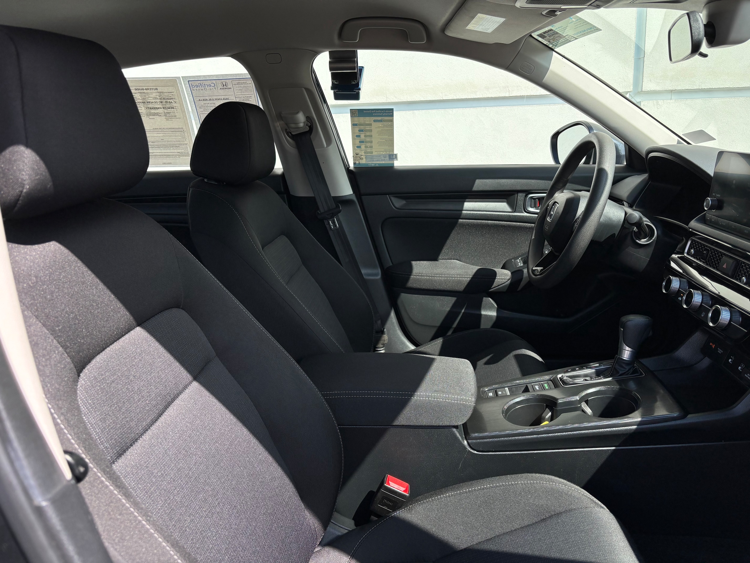 2025 Honda Civic LX - Photo 31