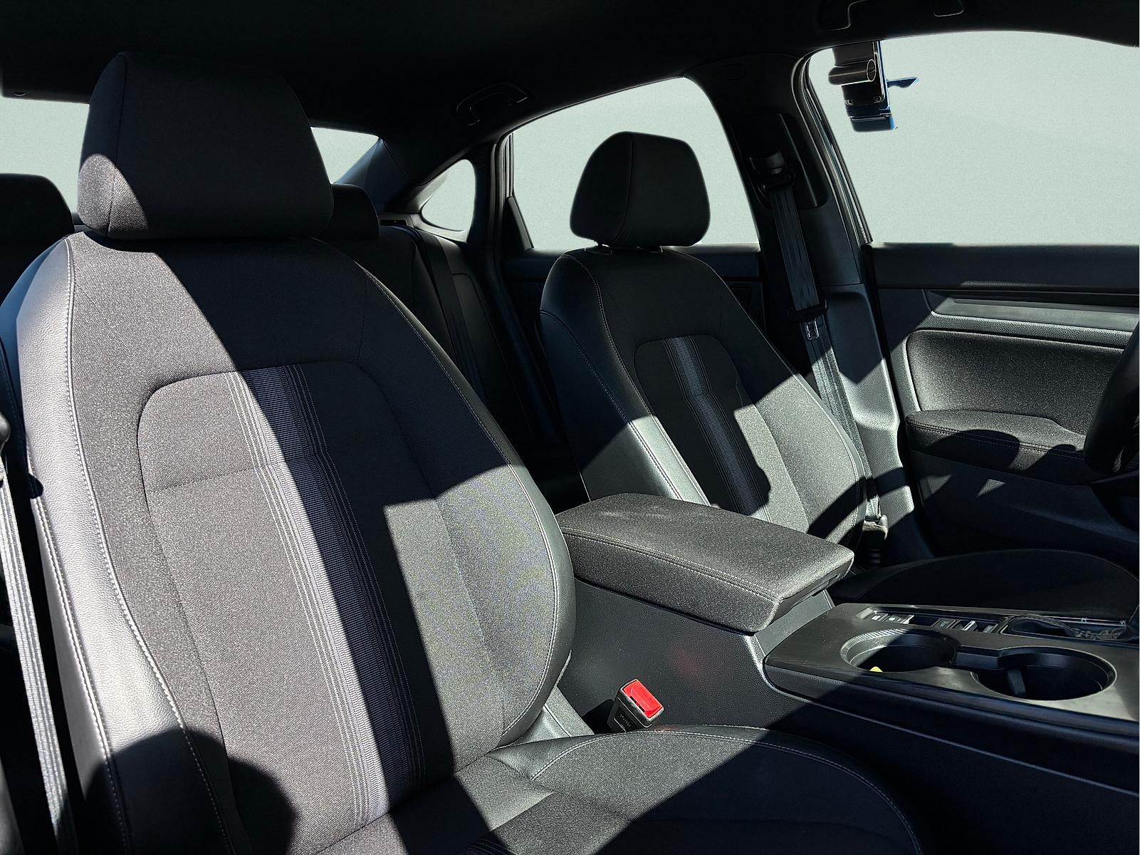 2025 Honda Civic Sport - Photo 30