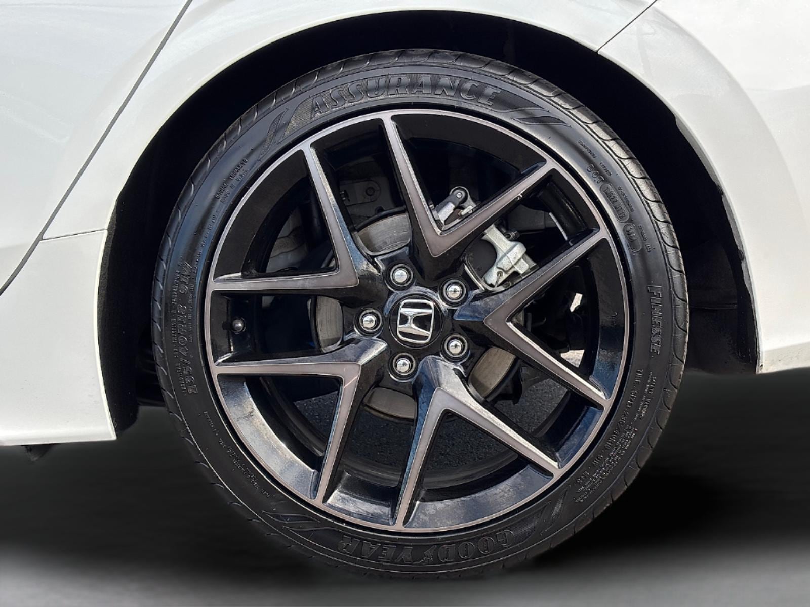 2024 Honda Civic Hatchback Sport Touring - Photo 13
