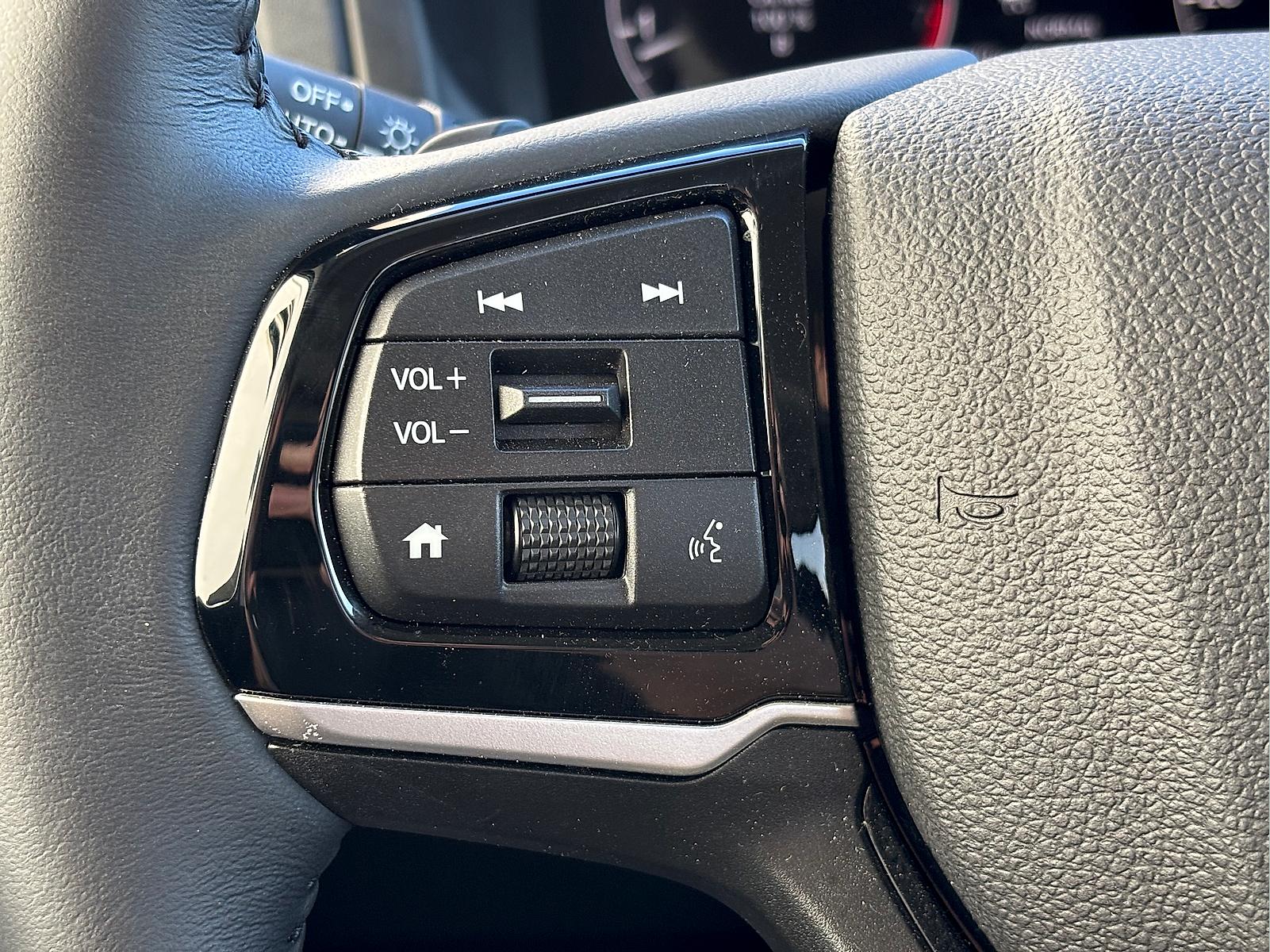 2026 Honda Odyssey Touring - Photo 34