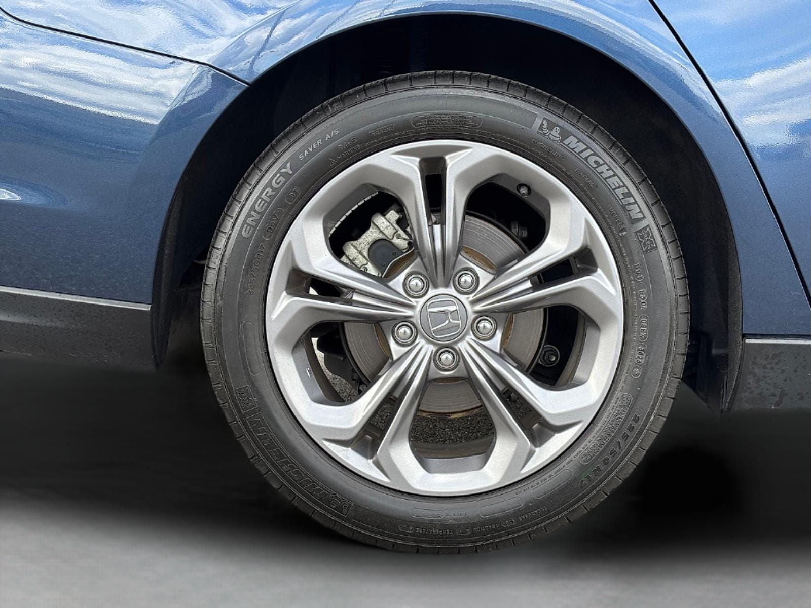 2024 Honda Accord EX - Photo 9