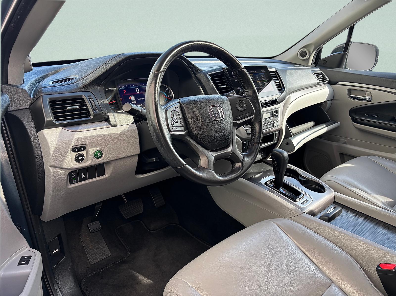 2020 Honda Pilot EX-L - Photo 13