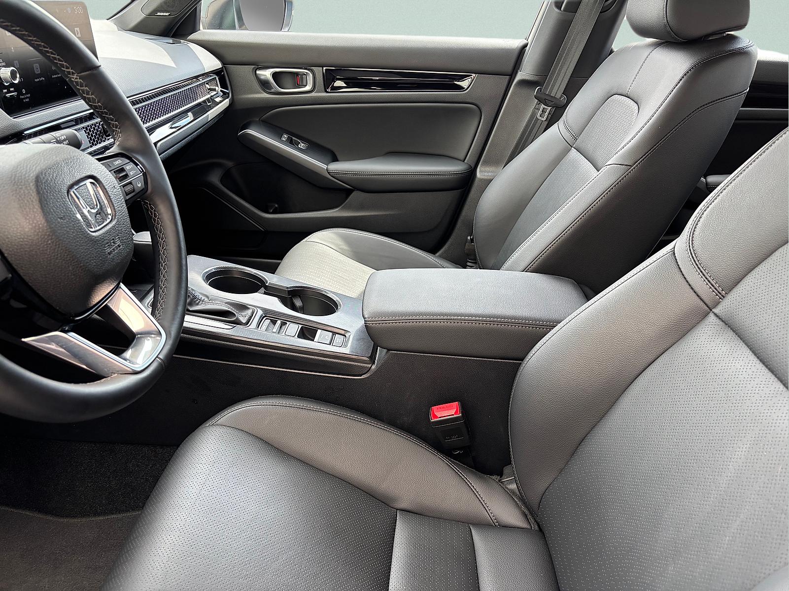 2026 Honda Civic Hatchback Sport Touring - Photo 15