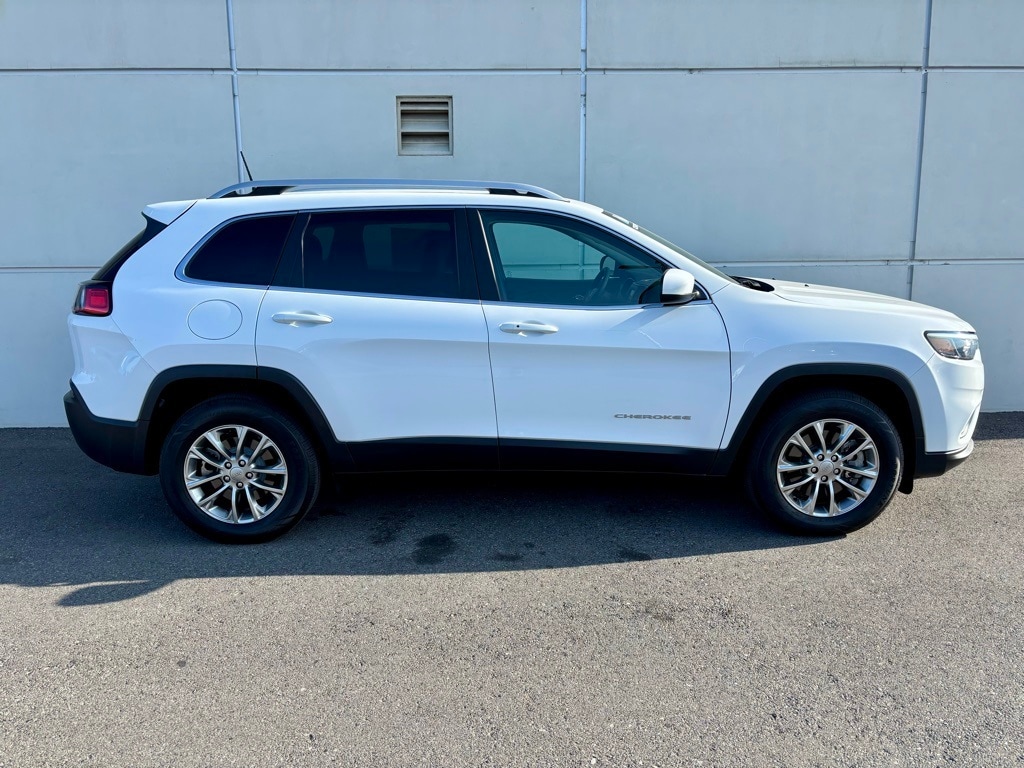 Certified 2019 Jeep Cherokee Latitude Plus with VIN 1C4PJMLN0KD116854 for sale in Richland, WA