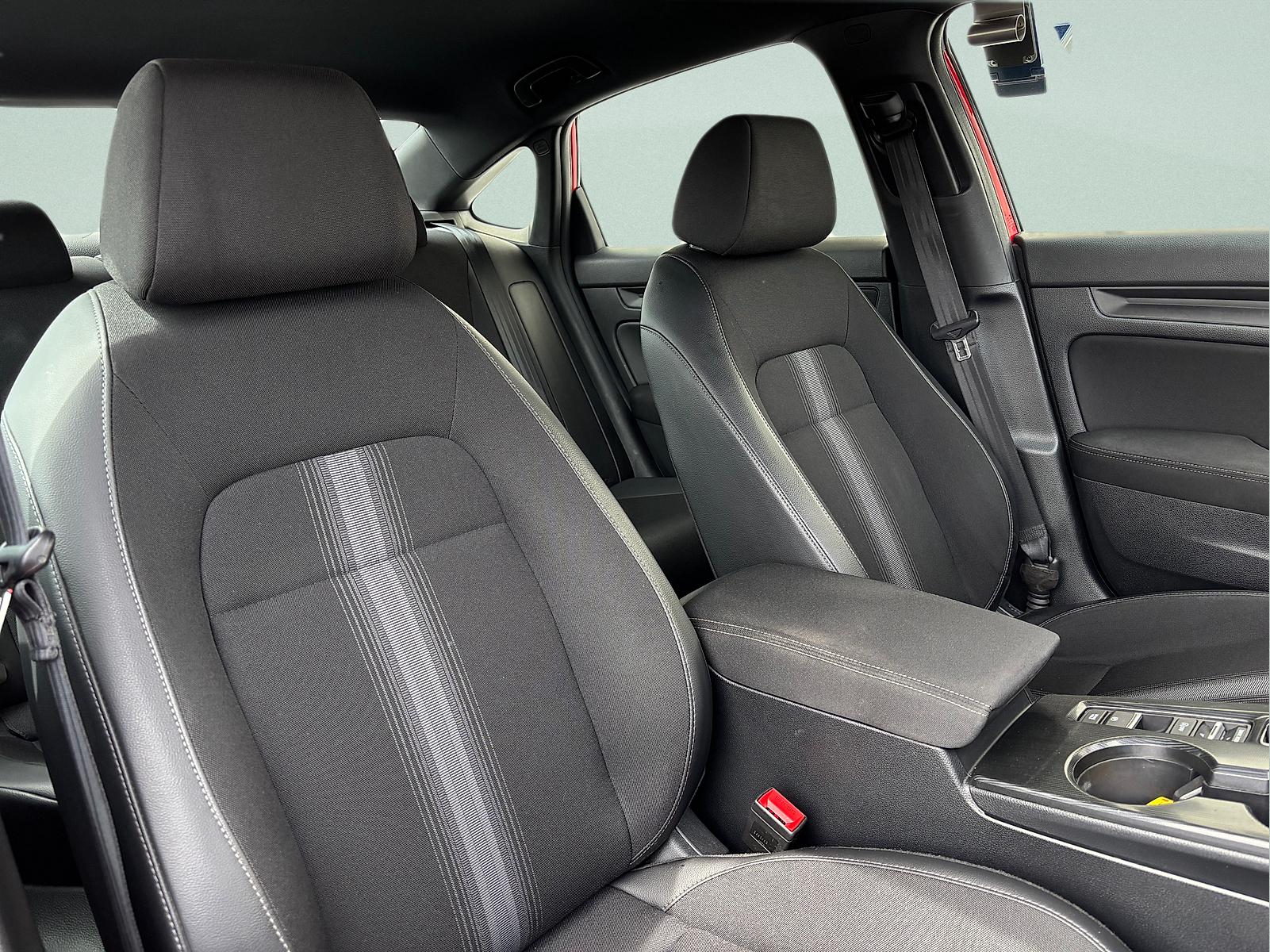 2025 Honda Civic Sport - Photo 30