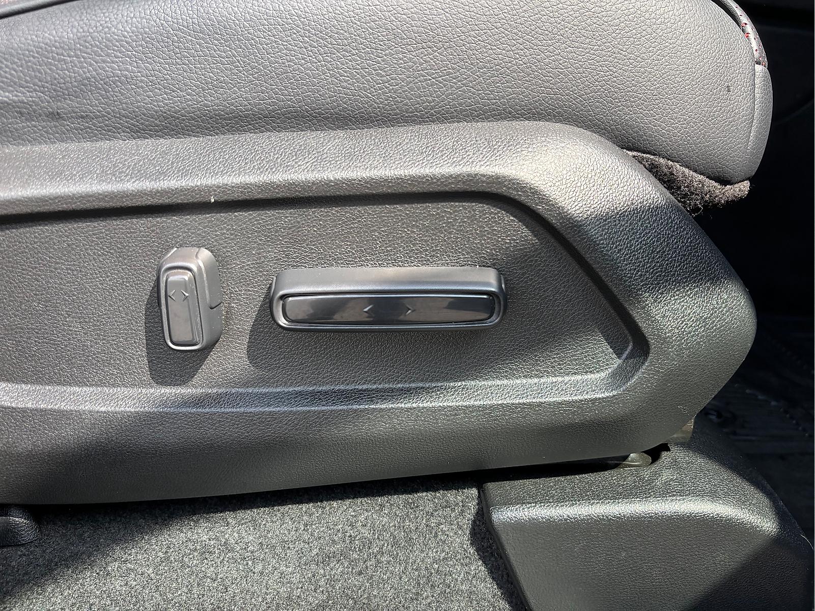 2025 Honda Pilot Black Edition - Photo 45