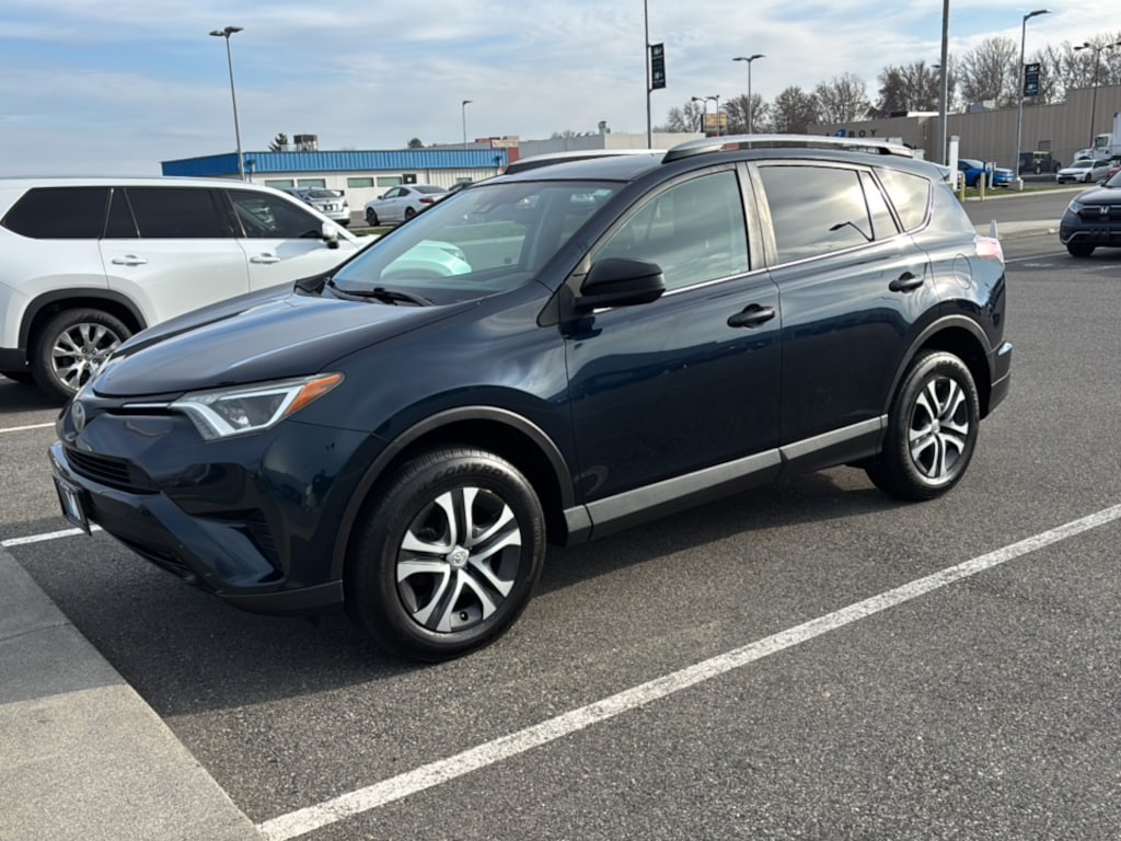 Used 2017 Toyota RAV4 LE SUV