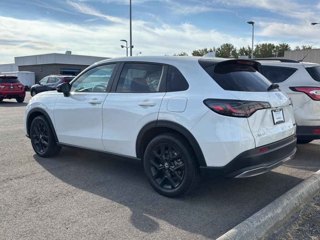 Used 2025 Honda HR-V Sport SUV