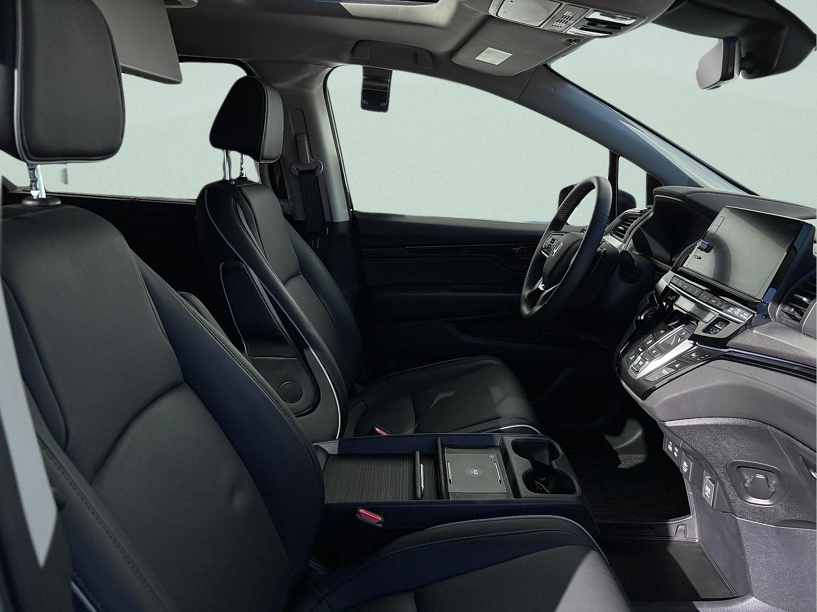 2026 Honda Odyssey Touring - Photo 40